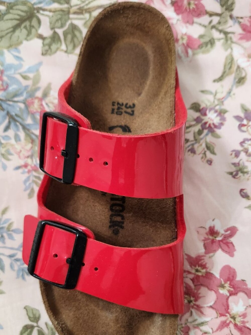 Birkenstock Red Patent Leather Sandals - Picture 2 of 4